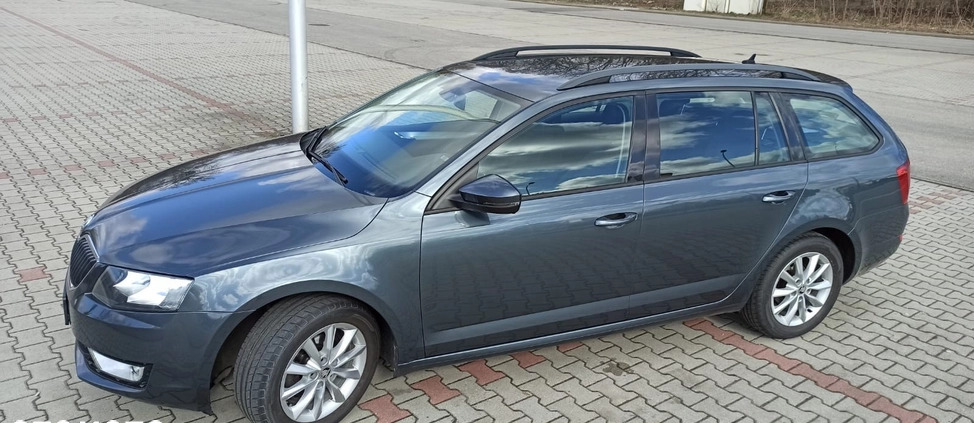 Skoda Octavia cena 41500 przebieg: 179614, rok produkcji 2016 z Katowice małe 46